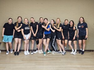 vlnr Kristina, Lotte, Noor, Isis, Sierra, Coco, Yana, Tamar, Saar, Eline, Hannah